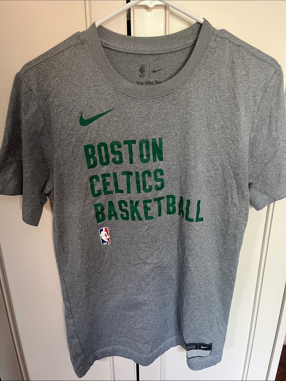 Boston Celtics dri-fit t-shirt men’s size XS